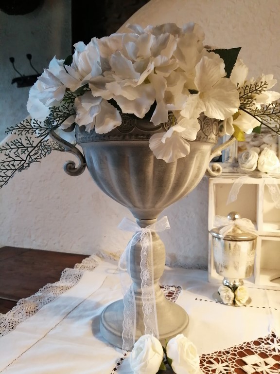 coupe Médicis shabby chic.jpg