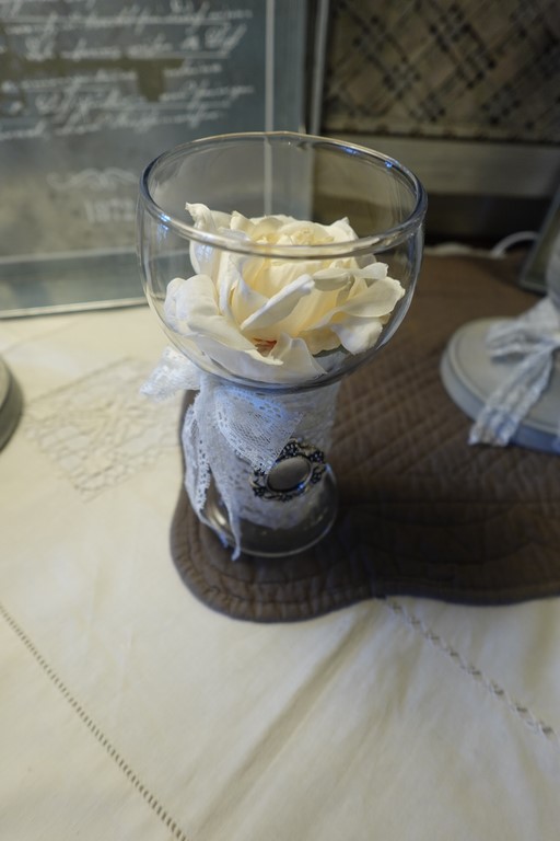 soliflore dentelle shabby chic.jpg