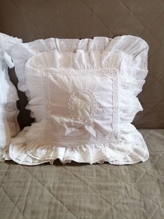 housse de coussin monogramme.jpg