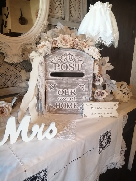 Urne mariage boite aux lettres vintage.jpg
