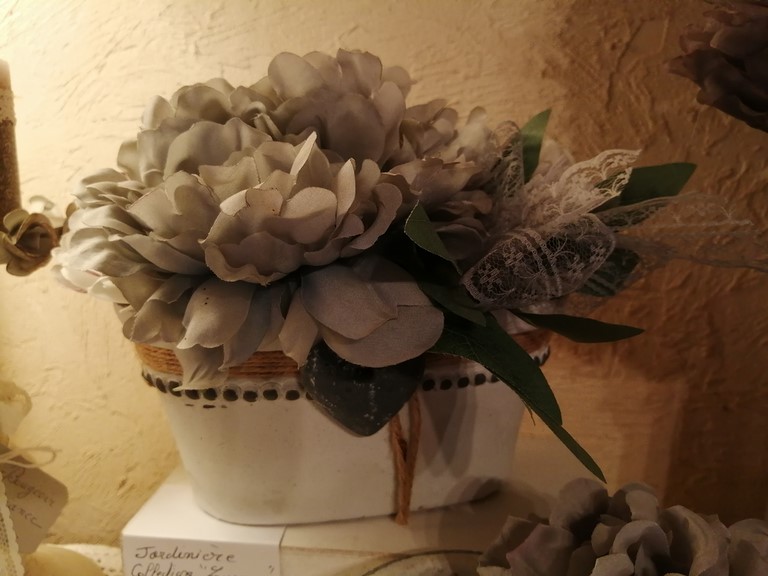 jardinière ciment shabby.jpg