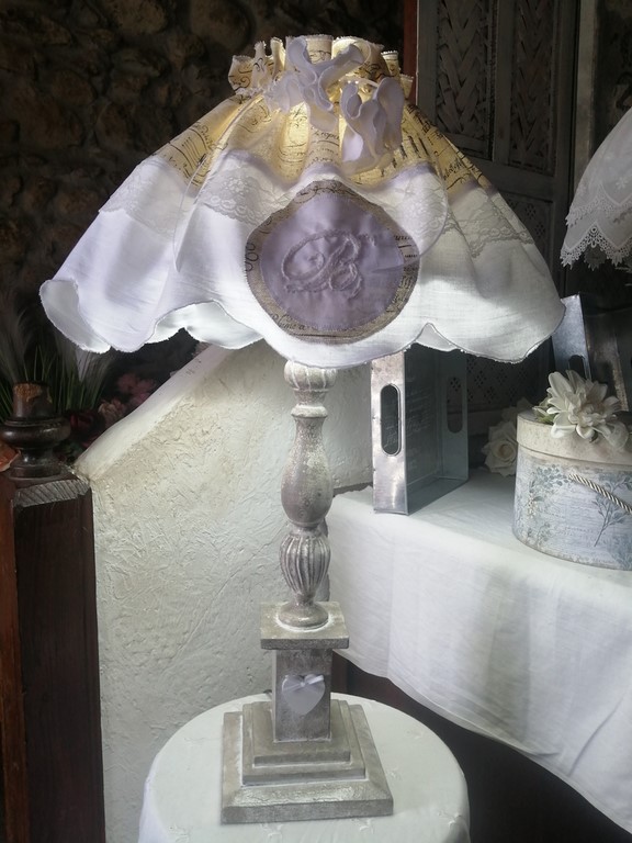 lampe shabby chic.jpg