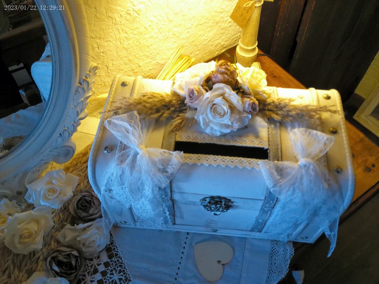 urne mariage valise bois.jpg