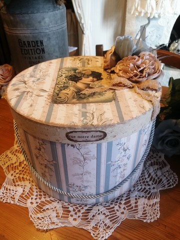 boite à bijoux shabby chic .jpg