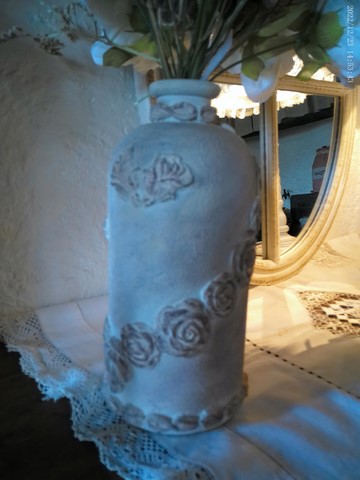 Vase antique shabby chic.jpg