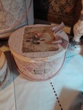 Boite à chapeaux shabby chic.jpg