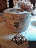 Boite à chapeaux shabby chic.jpg