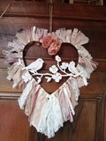 coeur métal dentelle shabby.jpg